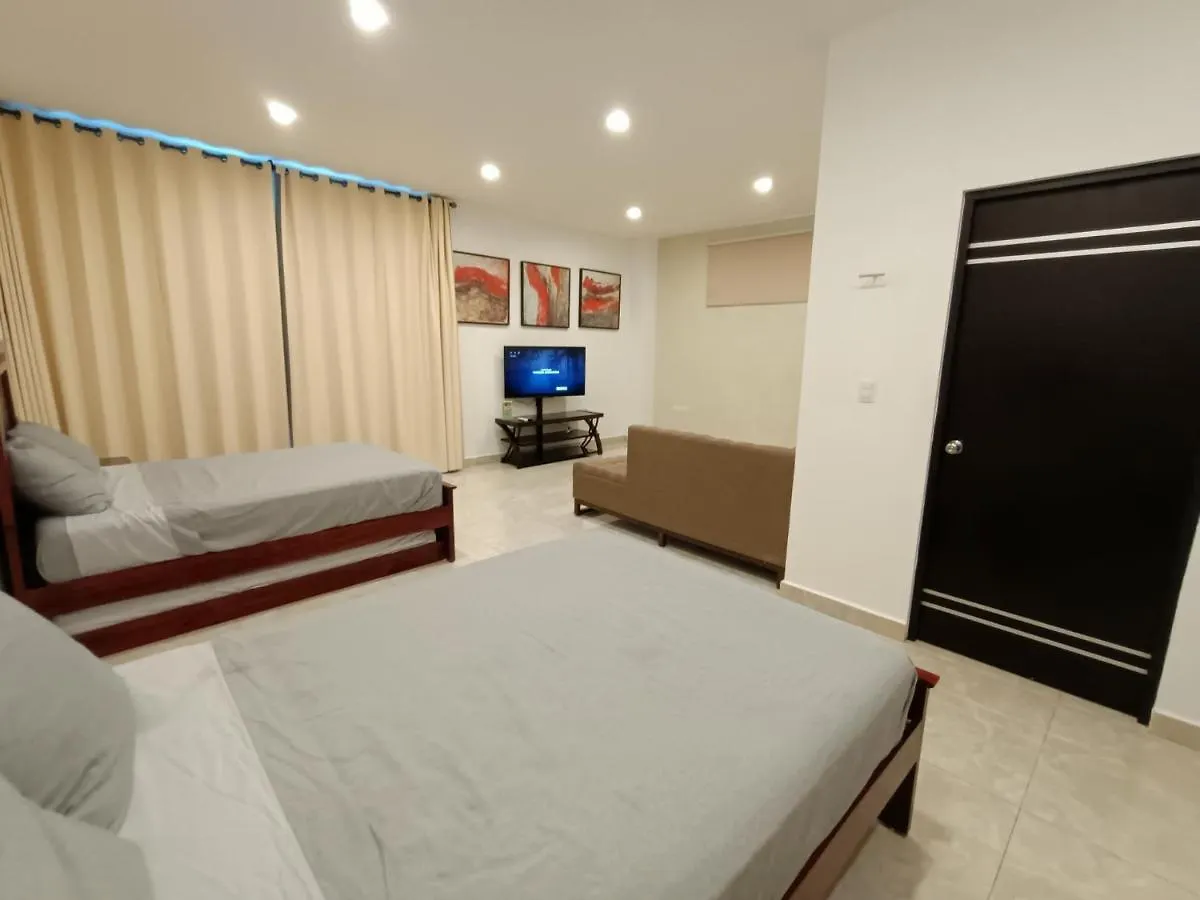 Casa Hector, con Jacuzzi, cerca del Foro GNP. Villa Mérida Сasa de vacaciones