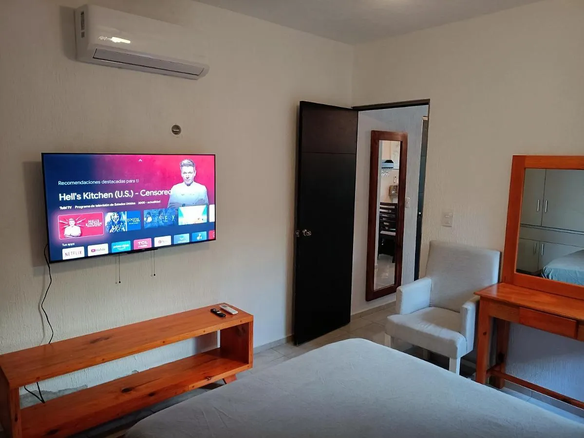 Сasa de vacaciones Casa Hector, con Jacuzzi, cerca del Foro GNP. Villa Mérida